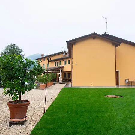 Agri-alloggio Le Poscole Al Canton 农家乐 *