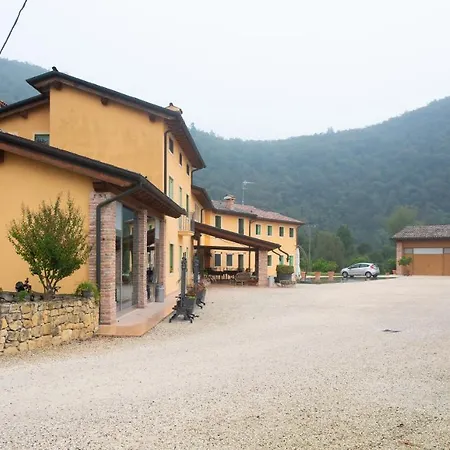 Agri-alloggio Le Poscole Al Canton Castelgomberto