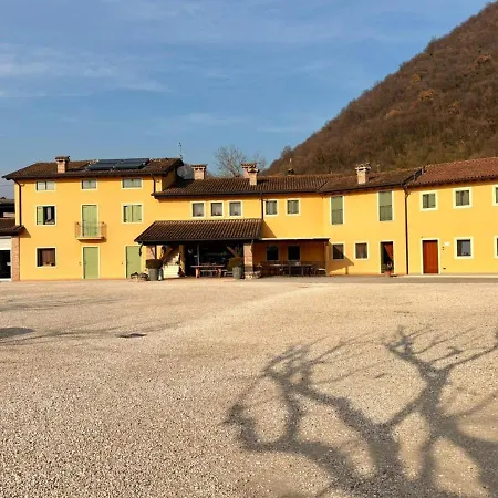 Farm stay Agri-alloggio Le Poscole Al Canton