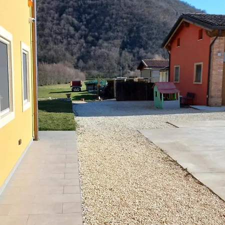 Bauernhof Agri-alloggio Le Poscole Al Canton Castelgomberto