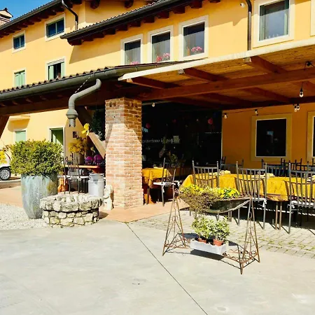 Agri-alloggio Le Poscole Al Canton Castelgomberto